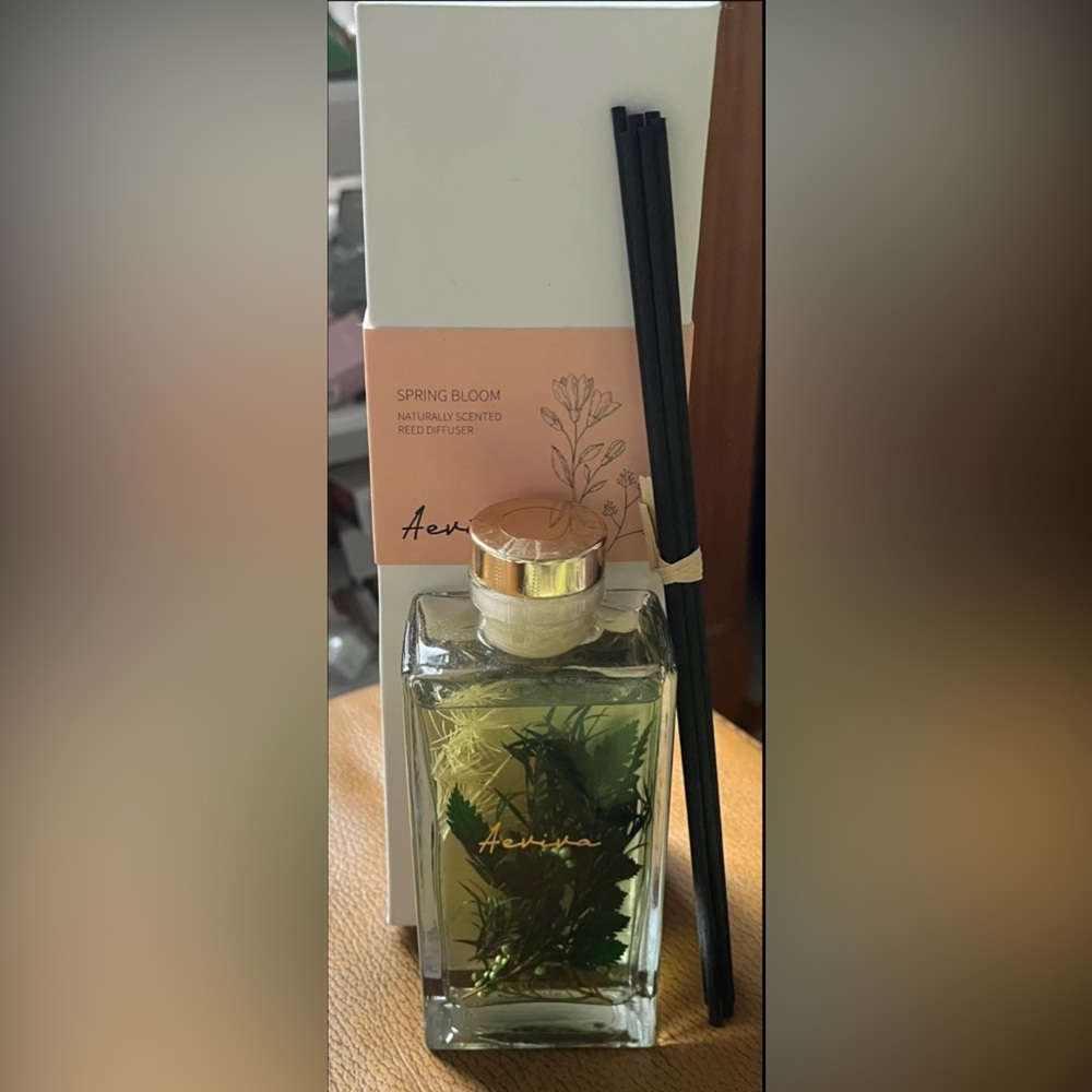 Aeviva Spring Bloom Reed Diffuser